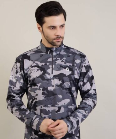 Men's grey full sleeve performance half zip t shirt