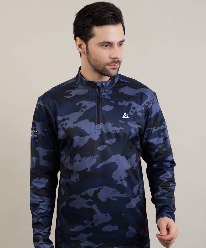 Men's grey full sleeve performance half zip t shirt