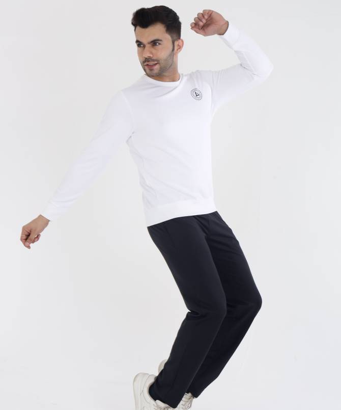 Men's classic crew neck sweatshirt with track pant set - Image 12
